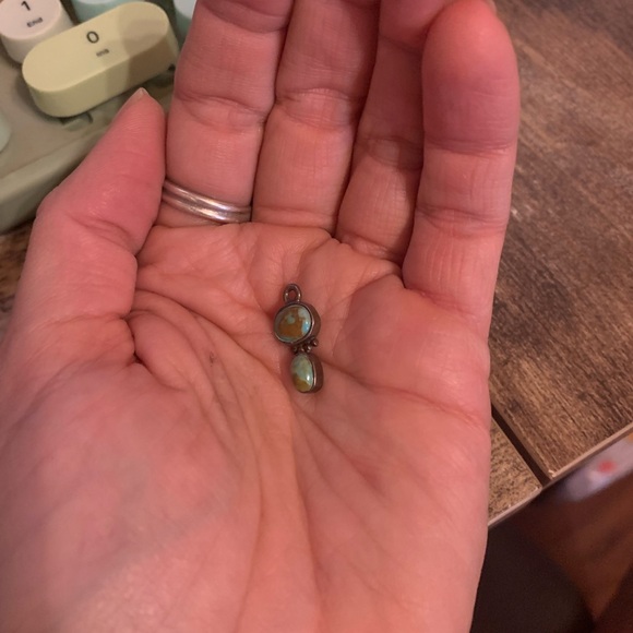 Small Vintage Turquoise Sterling Silver 925 Necklace Pendant or Charm. - Picture 4 of 4